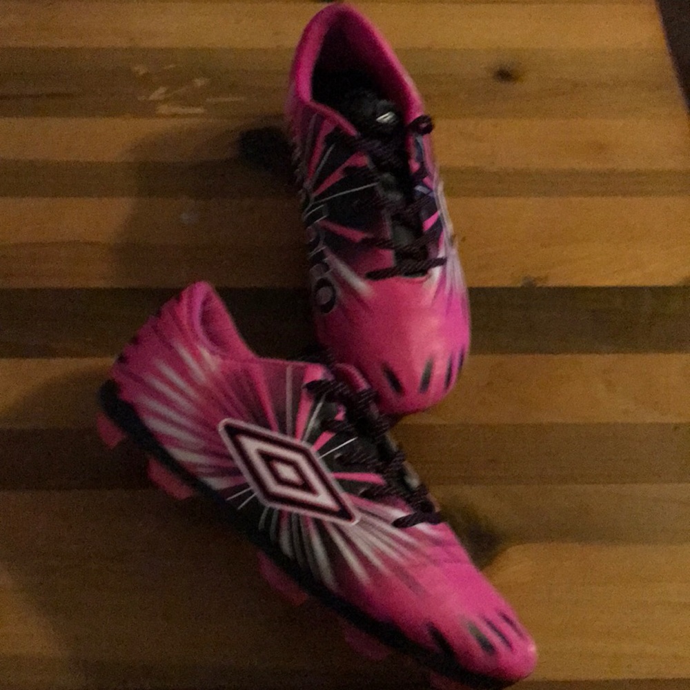 Girls soccer cleats